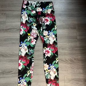Nike dry fit floral leggings